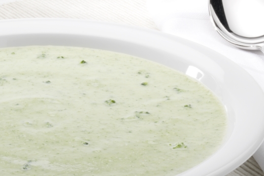Saisonale Suppe – Brokkoli-Creme